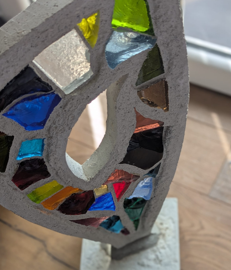 artistie-mosaiste-oeuvre-verre